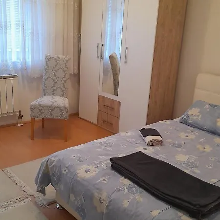 Apartman Stupine アパート *